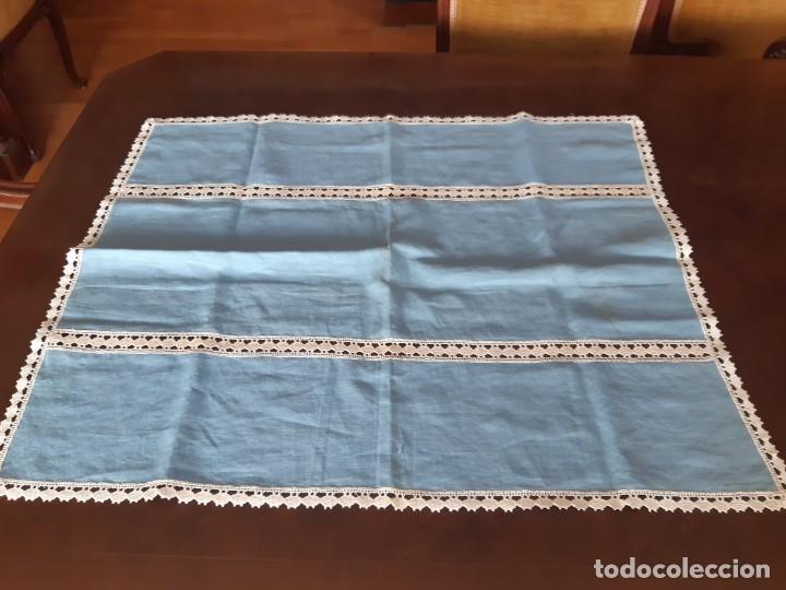 Antig&uuml;edades: ANTIGUO MANTEL DE HILO CON ENCAJE. - Foto 1
