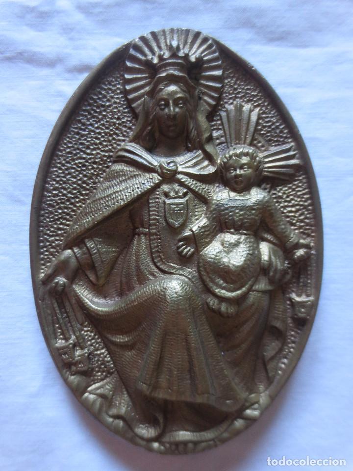 Antig&uuml;edades: PLACA CON RELIEVE DE LA VIRGEN DEL CARMEN - Foto 1