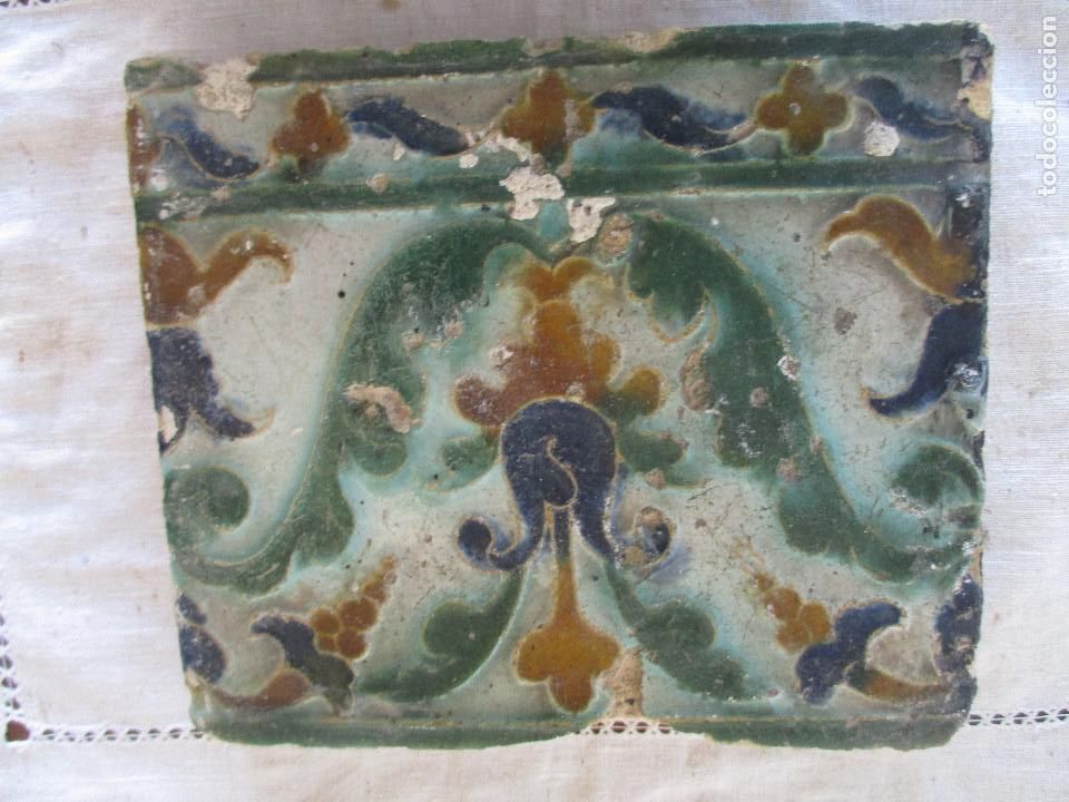 Antig&uuml;edades: azulejo Toledo siglo XVI - Foto 1
