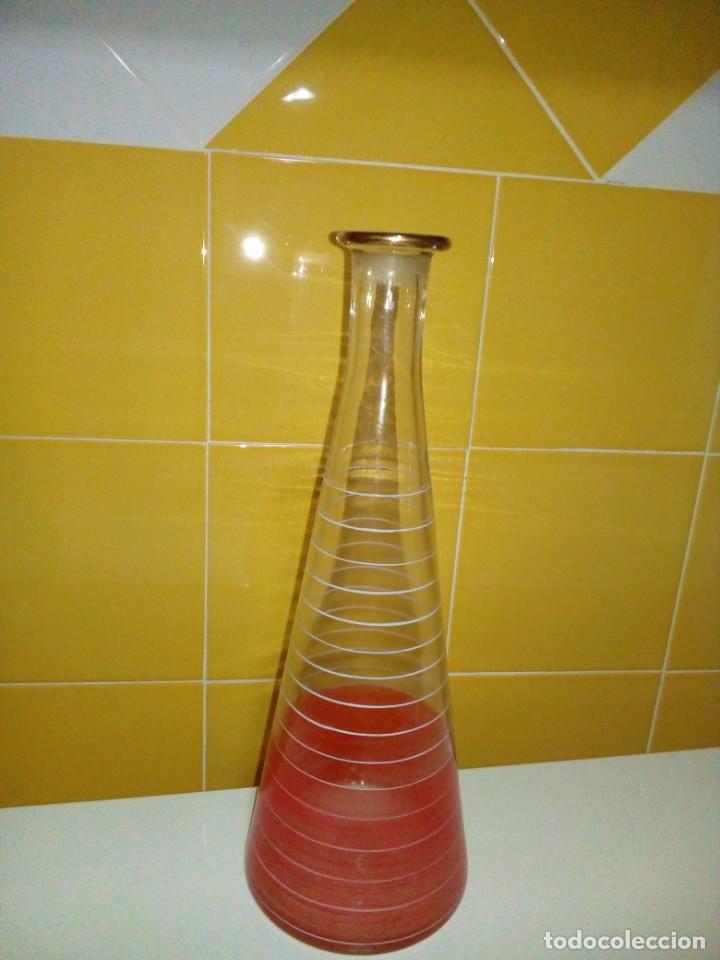Antig&uuml;edades: FLORERO DE CRISTAL - Foto 3