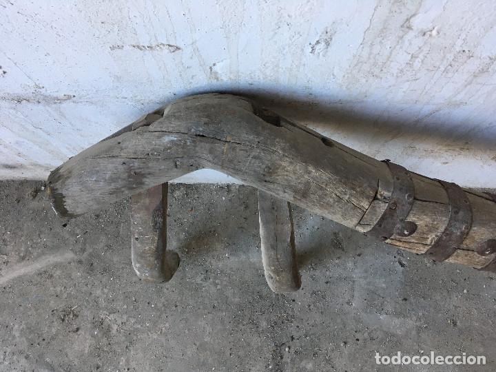 Antig&uuml;edades: YUGO MADERA CON HIERRO Y CLAVOS - Foto 5