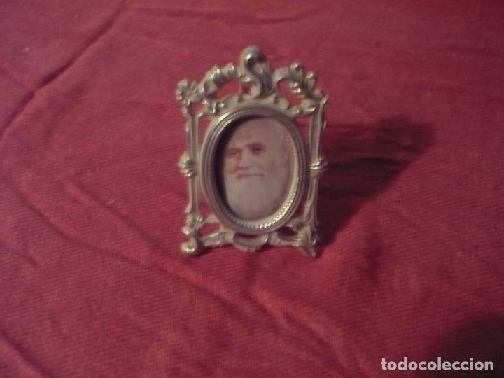 Antig&uuml;edades: Marco muy peque&ntilde;o - Foto 1