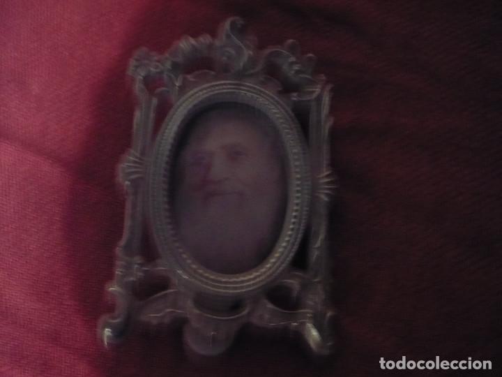 Antig&uuml;edades: Marco muy peque&ntilde;o - Foto 2