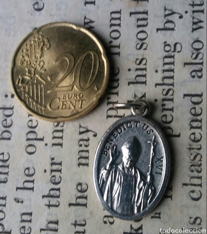 Antig&uuml;edades: Medalla Benedictus XVI - Foto 3