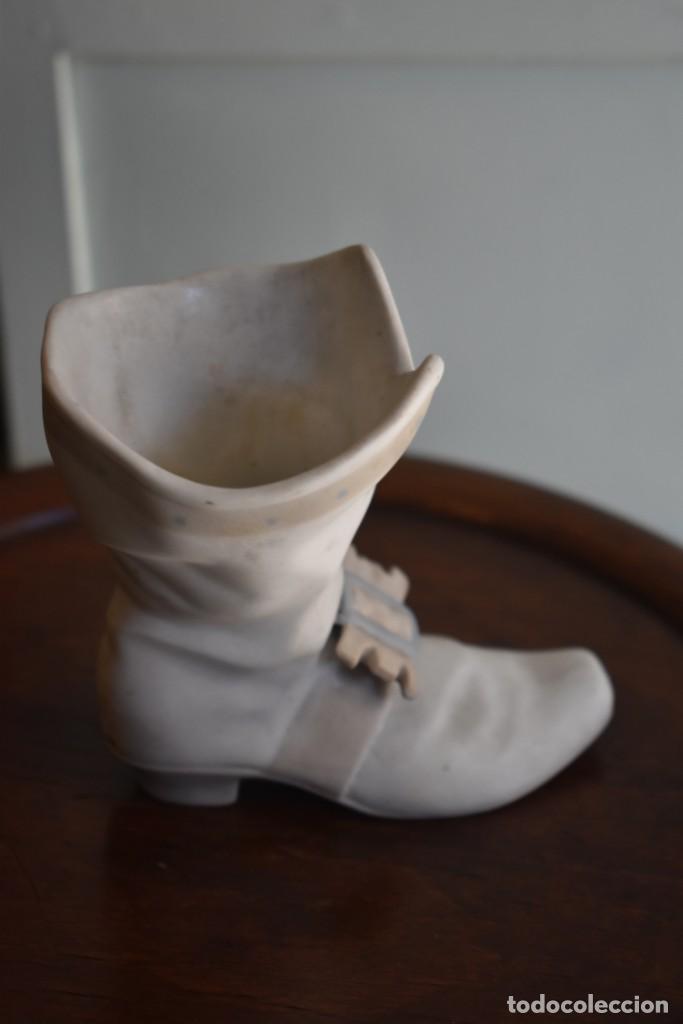 Antig&uuml;edades: BOTA DE PORCELANA LLADR&Oacute; - Foto 1