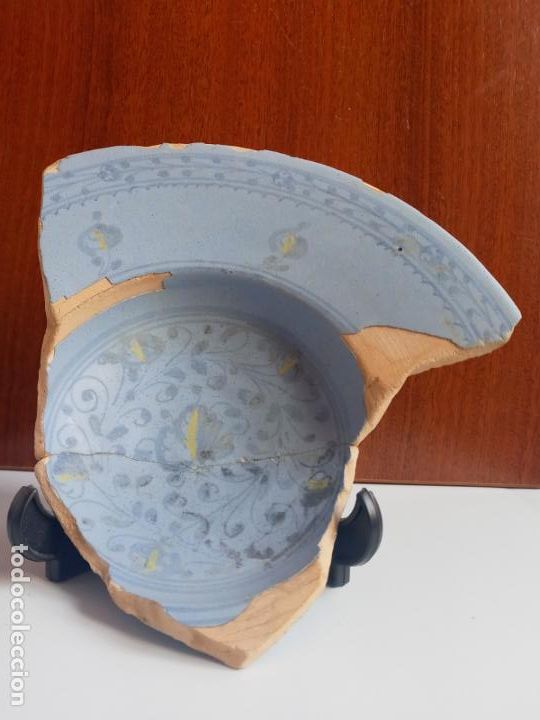Antig&uuml;edades: Plato siglo XVII - Foto 1