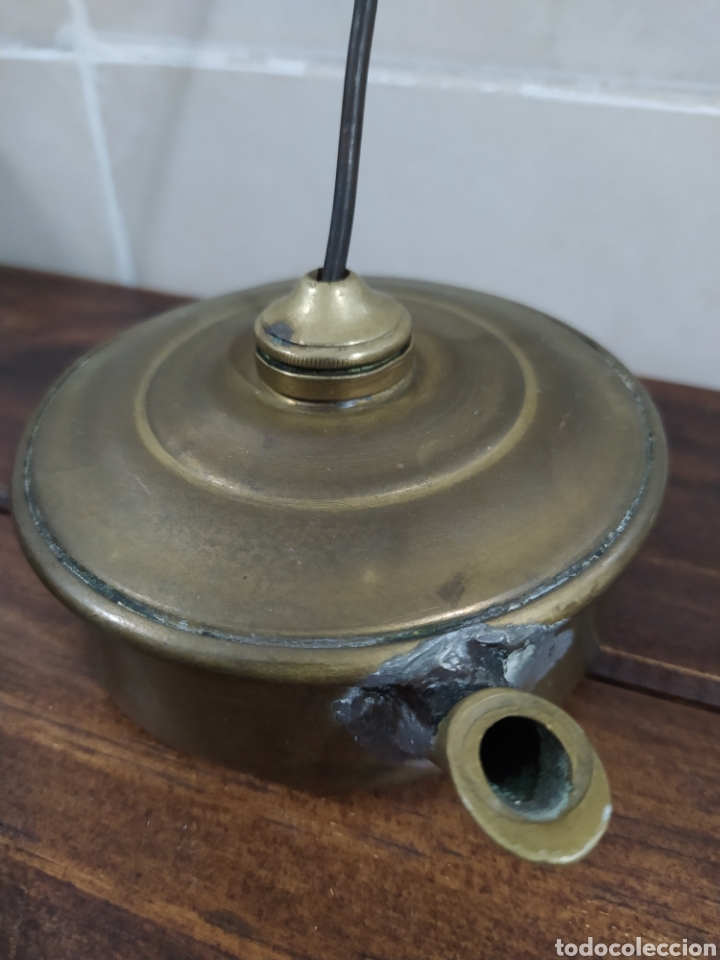 Antig&uuml;edades: Antiguo candil de bronce l&aacute;mpara de aceite - Foto 2