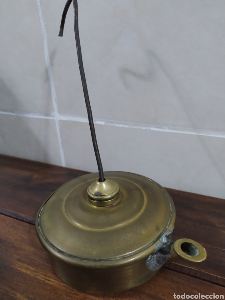 Antig&uuml;edades: Antiguo candil de bronce l&aacute;mpara de aceite - Foto 1