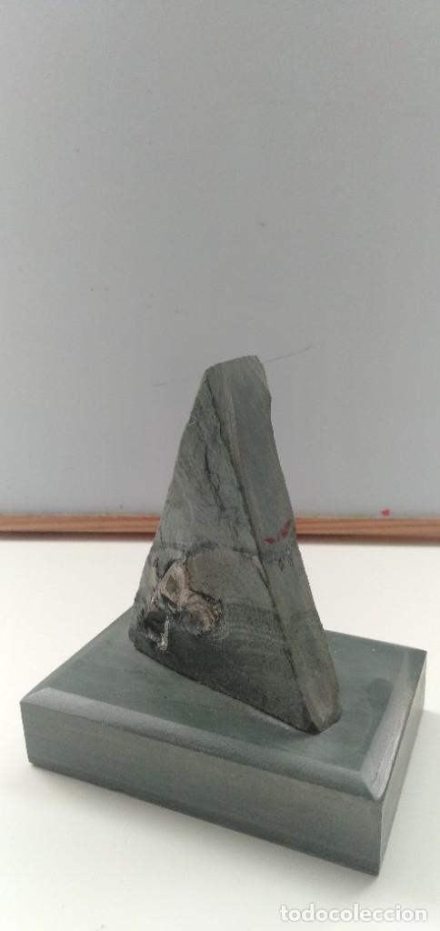 Antig&uuml;edades: Pir&aacute;mide de pizarra verde Pol. - Foto 8
