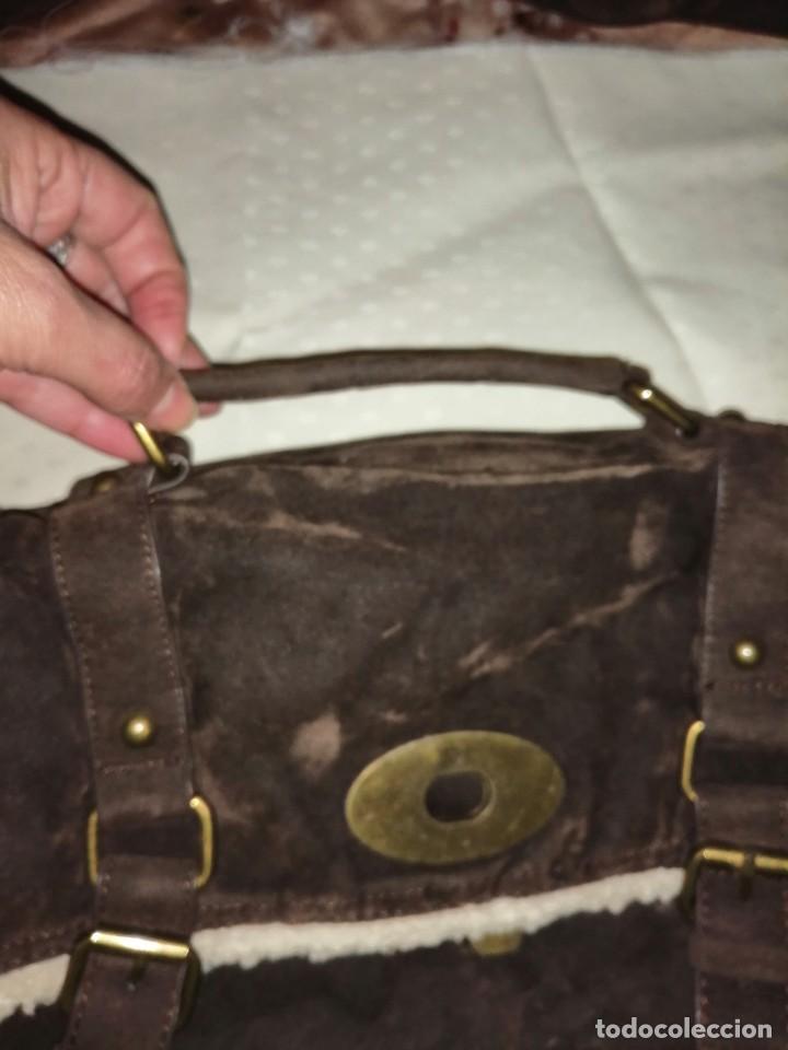 Antig&uuml;edades: Bolso malet&iacute;n de antelina - Foto 3