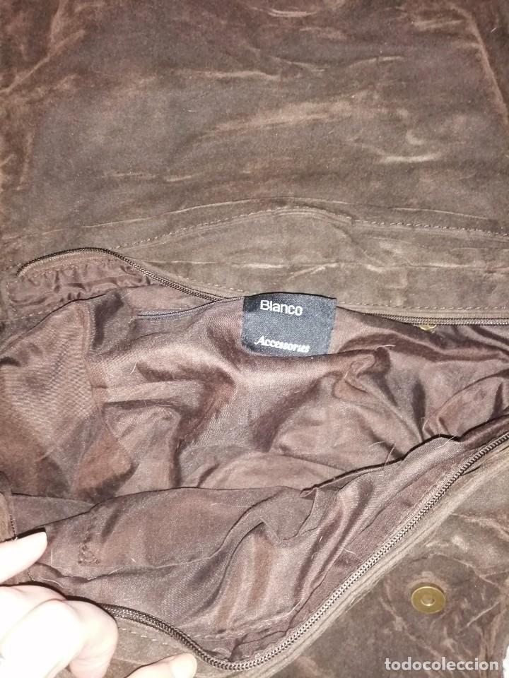 Antig&uuml;edades: Bolso malet&iacute;n de antelina - Foto 7