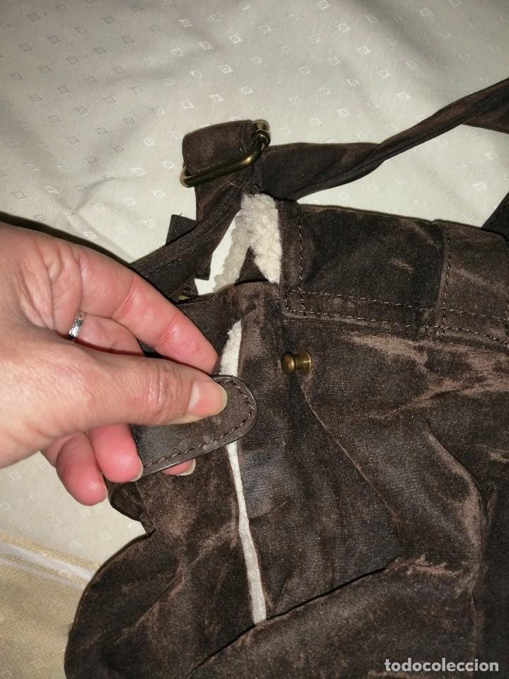 Antig&uuml;edades: Bolso malet&iacute;n de antelina - Foto 12