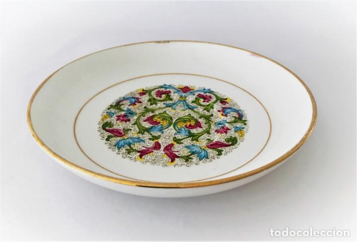 Antigüedades: Taza y platillo Royal Suttherland - fina porcelana inglesa - Foto 6 - 226634935