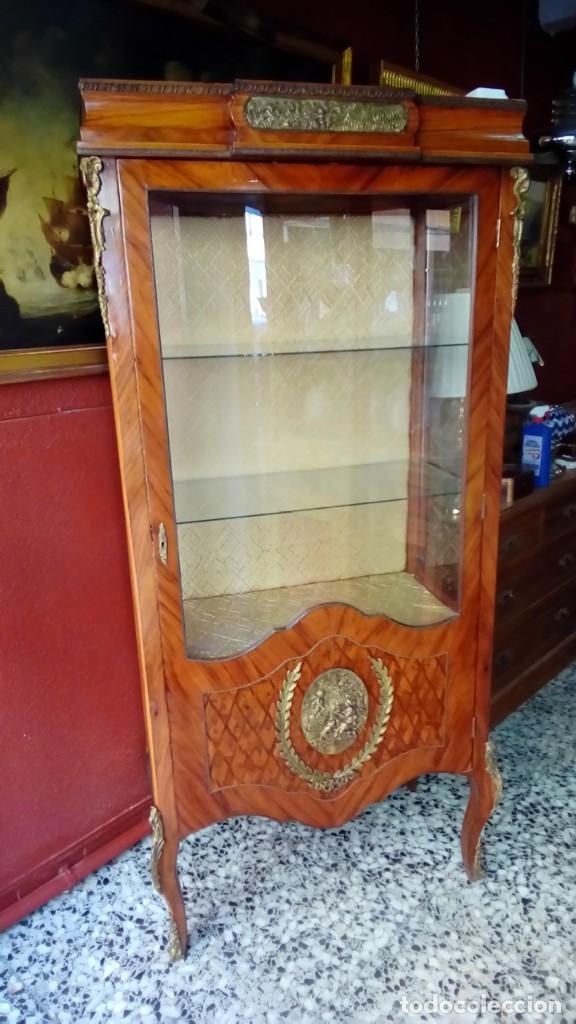 Antig&uuml;edades: Vitrina clasica - - Foto 1