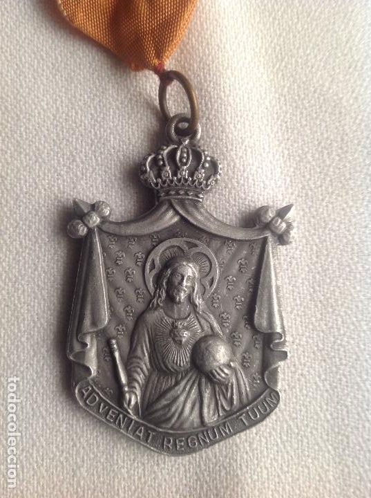 Antig&uuml;edades: MEDALLA ADVENIAT REGNUM TUUM - Foto 1