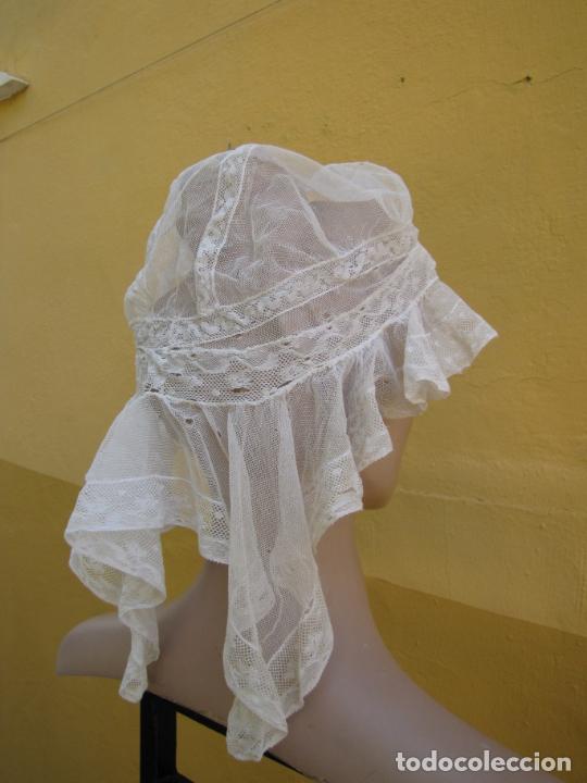 Antig&uuml;edades: 9.- Gorro de encaje modernista - Foto 1