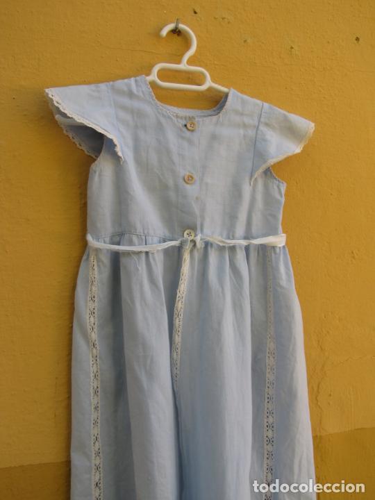 Antig&uuml;edades: 9.- Vestido beb&eacute; azul - Foto 2