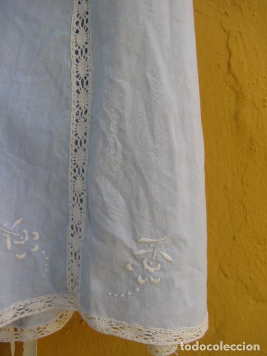 Antig&uuml;edades: 9.- Vestido beb&eacute; azul - Foto 3