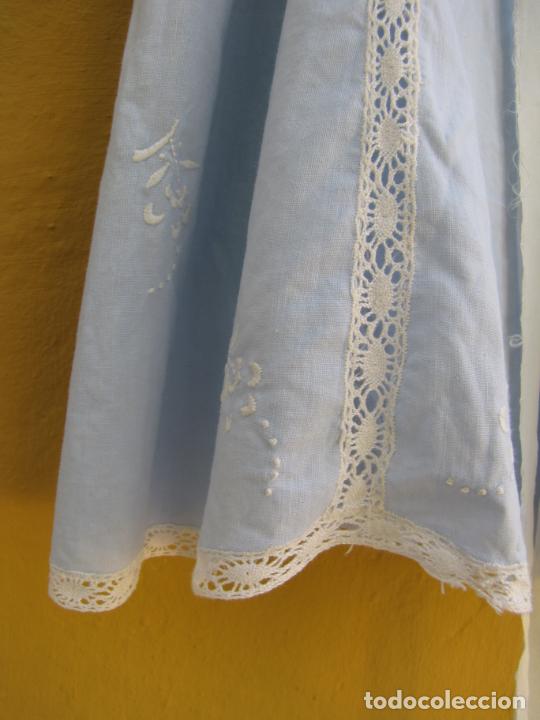 Antig&uuml;edades: 9.- Vestido beb&eacute; azul - Foto 6