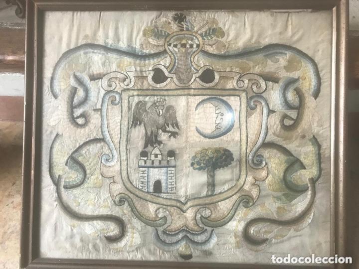 Antiguidades: Escudo her&aacute;ldico S. XVII - 1630-40