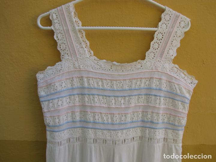 Antig&uuml;edades: 9.- Camis&oacute;n de algod&oacute;n ajuar - Foto 2