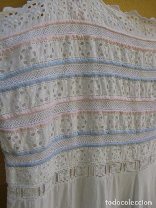 Antig&uuml;edades: 9.- Camis&oacute;n de algod&oacute;n ajuar - Foto 3