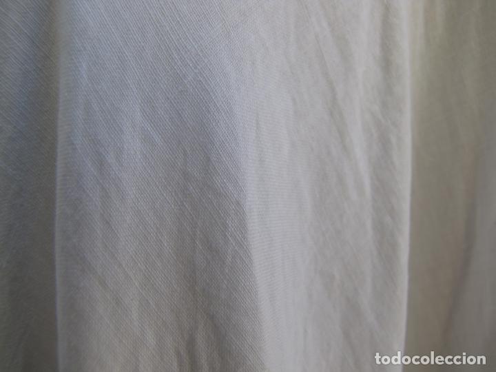 Antig&uuml;edades: 9.- Camis&oacute;n de algod&oacute;n ajuar - Foto 7