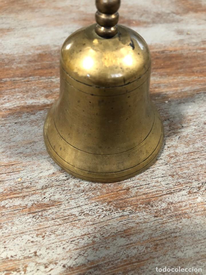 Antig&uuml;edades: Campana de bronce S XIX de llamar al servicio - Foto 2