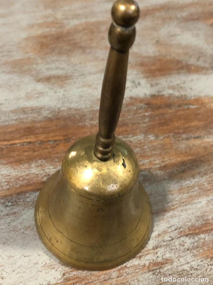 Antig&uuml;edades: Campana de bronce S XIX de llamar al servicio - Foto 4