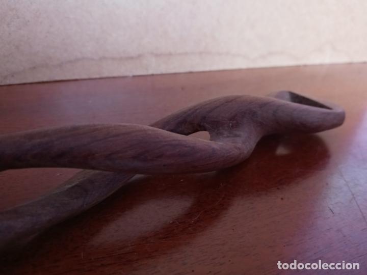 Antig&uuml;edades: Cuchara de madera tallada a mano - Foto 3