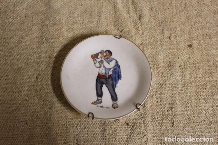 Antig&uuml;edades: platito de porcelana - Foto 1