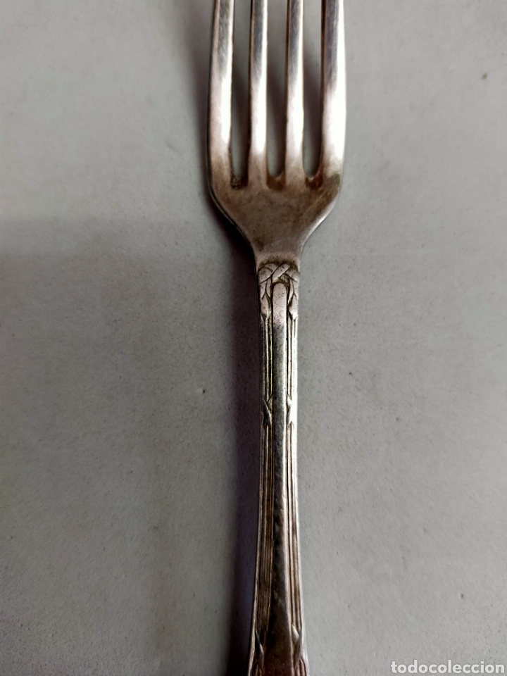 Antig&uuml;edades: TENEDOR DE METAL PLATEADO - Foto 3