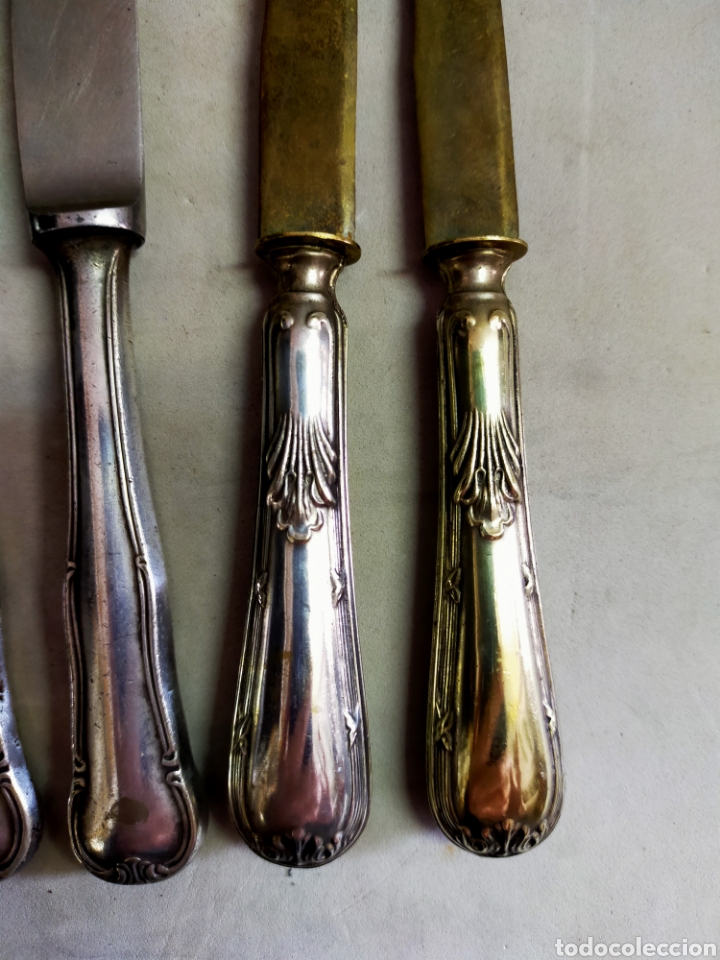 Antig&uuml;edades: LOTE DE 5 CUCHILLOS DE POSTRE. METAL PLATEADO. - Foto 5
