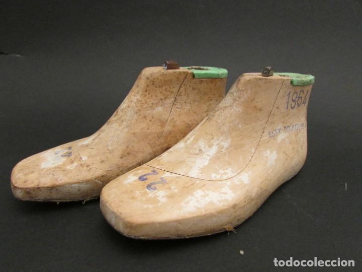 Antig&uuml;edades: PAREJA DE HORMAS DE ZAPATO DE NI&Ntilde;O FRANCESAS