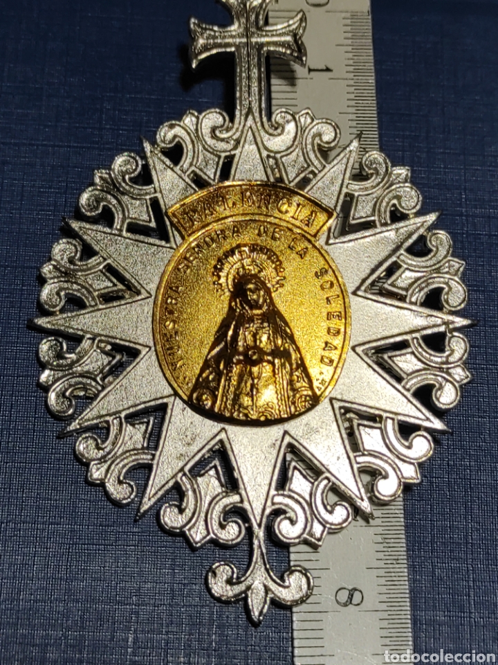 Antig&uuml;edades: Medalla Nuestra Se&ntilde;ora de la Soledad. PALENCIA - Foto 4