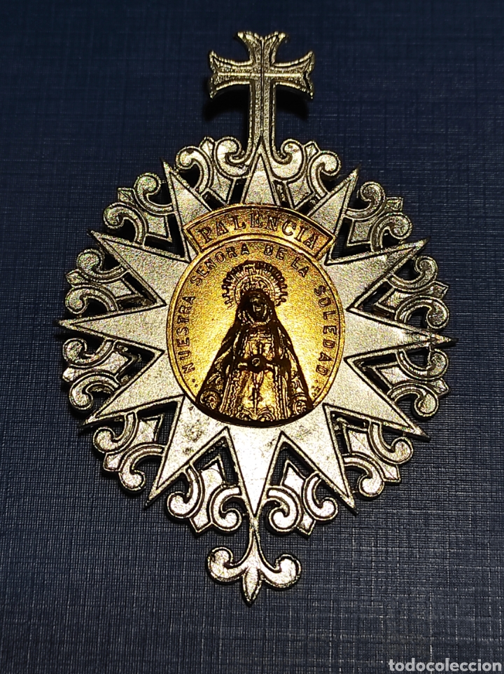 Antig&uuml;edades: Medalla Nuestra Se&ntilde;ora de la Soledad. PALENCIA - Foto 1