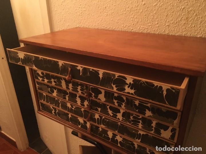 Antig&uuml;edades: MUEBLE AUXILIAR MADERA HILADURAS - Foto 6