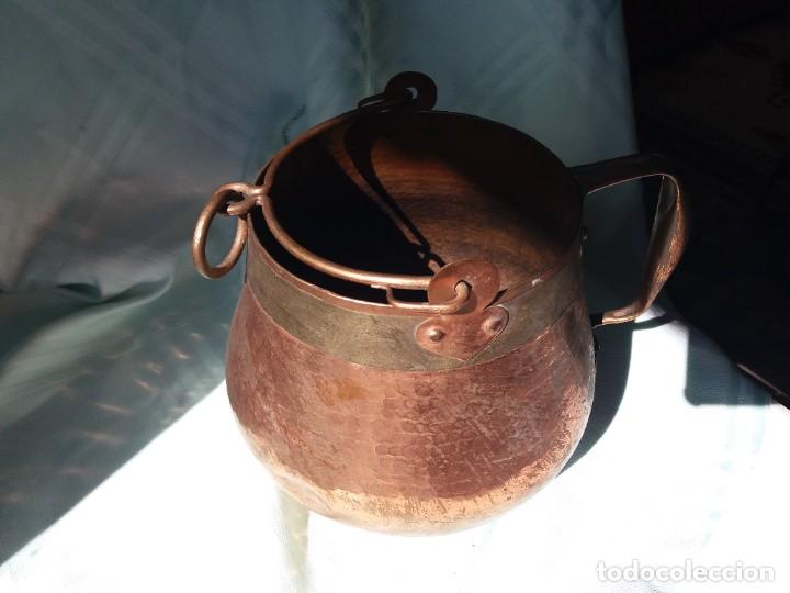 Antig&uuml;edades: Olla Caldero Antiguo de Bronze