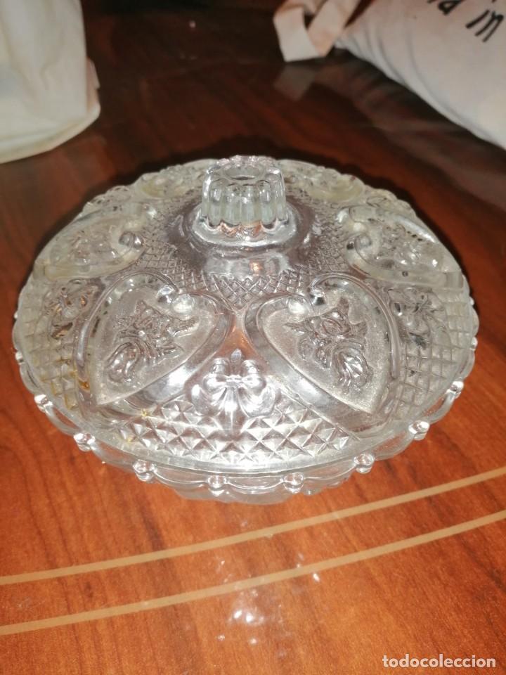 Antig&uuml;edades: Bombonera de cristal - Foto 2