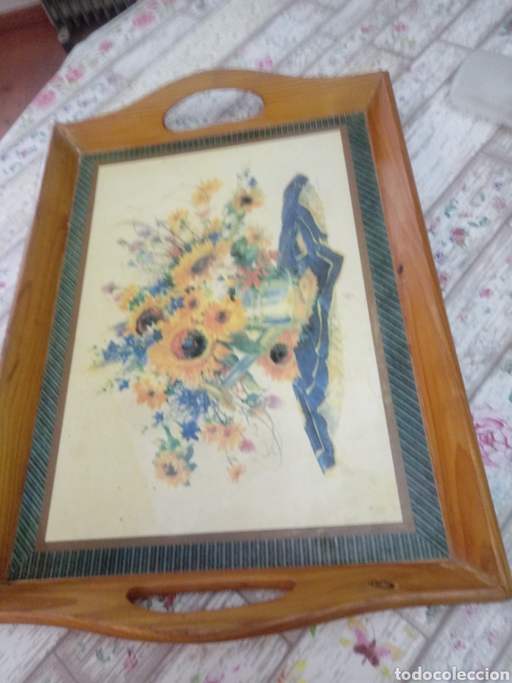 Antig&uuml;edades: Antigua bandeja de madera - Foto 4