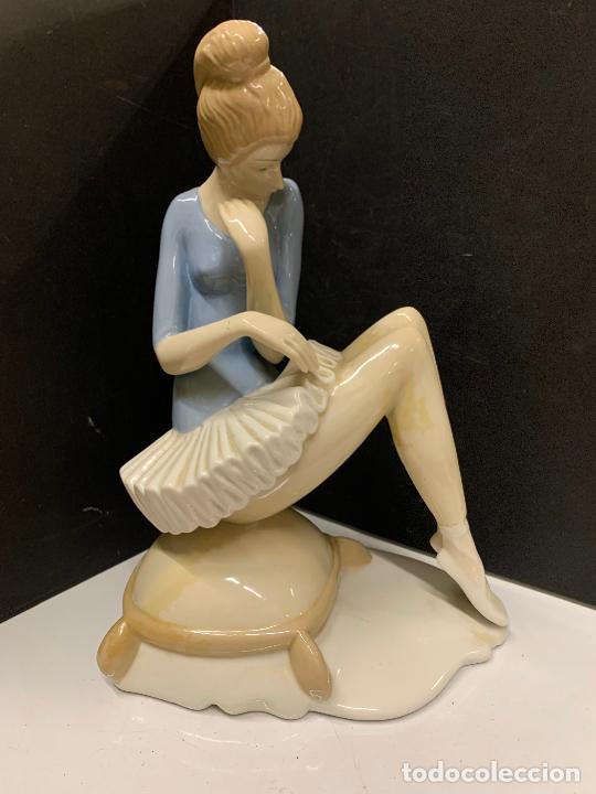 Antiquit&eacute;s: Encantadora bailarina porcelana D'ART, sellada. para coleccionistas...una preciosidad. 24cms altura
