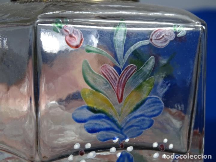 Antig&uuml;edades: QUINQU&Eacute; DE CRISTAL Y BRONCE. - Foto 2