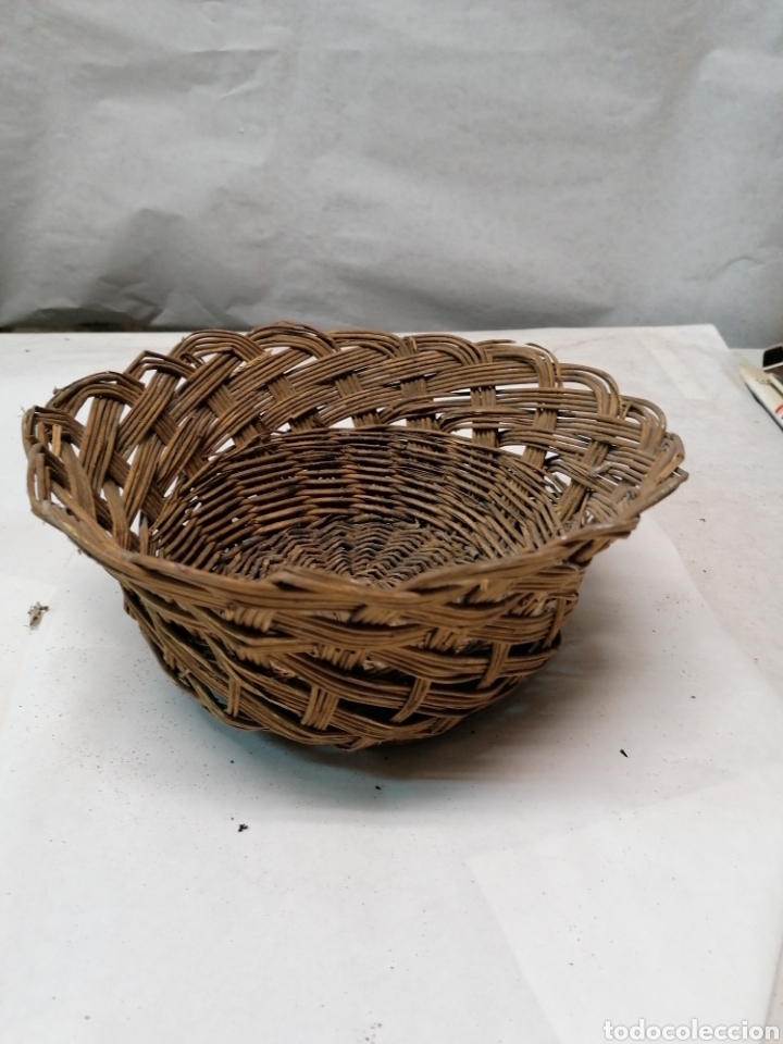 Antig&uuml;edades: Cesta mimbre - Foto 1