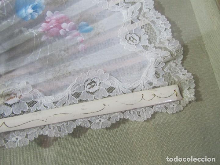 Antig&uuml;edades: Cuadro con abanico de madera pintado a mano - Foto 8