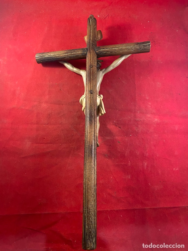 Antig&uuml;edades: Cristo crucificado con cruz de madera - Foto 6