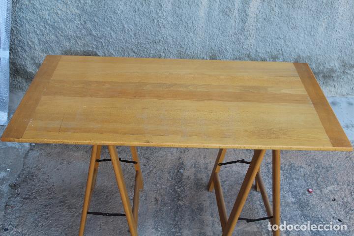 Antig&uuml;edades: Mesa de Arquitecto Sobre Caballetes - Foto 2