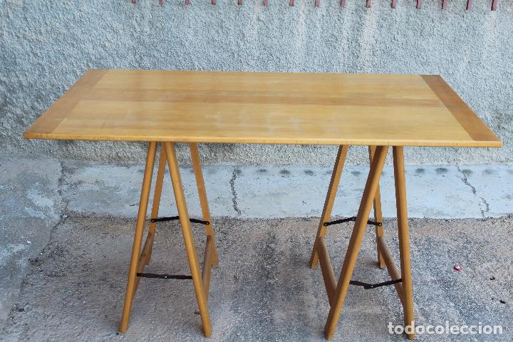 Antig&uuml;edades: Mesa de Arquitecto Sobre Caballetes - Foto 1