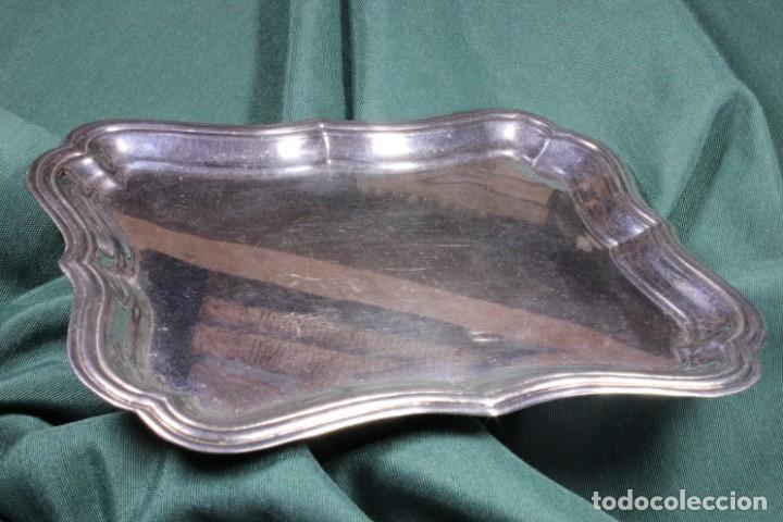 Antig&uuml;edades: Bandeja rectangular peque&ntilde;a. Alpaca. S. XXI. - Foto 1