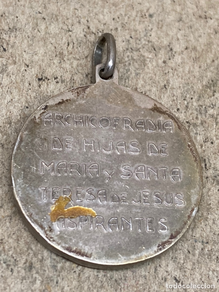 Antig&uuml;edades: Medalla religiosa de plata - Foto 2