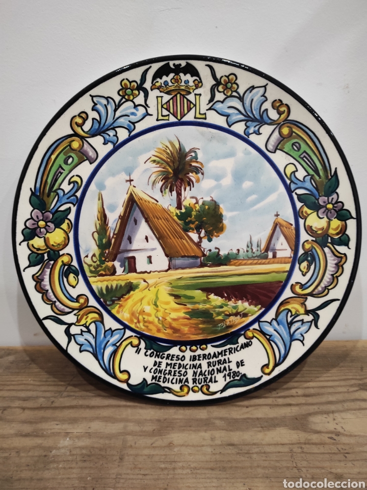 Antiquit&auml;ten: II CONGRESO IBEROAMERICANO MEDICINA RURAL, 1980, PLATART, DECORADO A MANO. 31CM